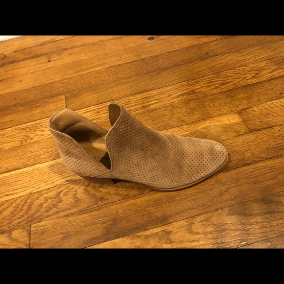 Lucky Brand perforated booties - Picture 4 of 4